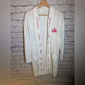 Disney Princess “Signatures” Robe Womens size medium white pink princess names
